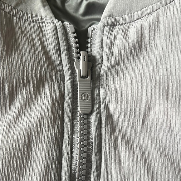 Lululemon Athletica Non-Stop Bomber Reversible Jacket Sz 6 - Picture 7 of 16